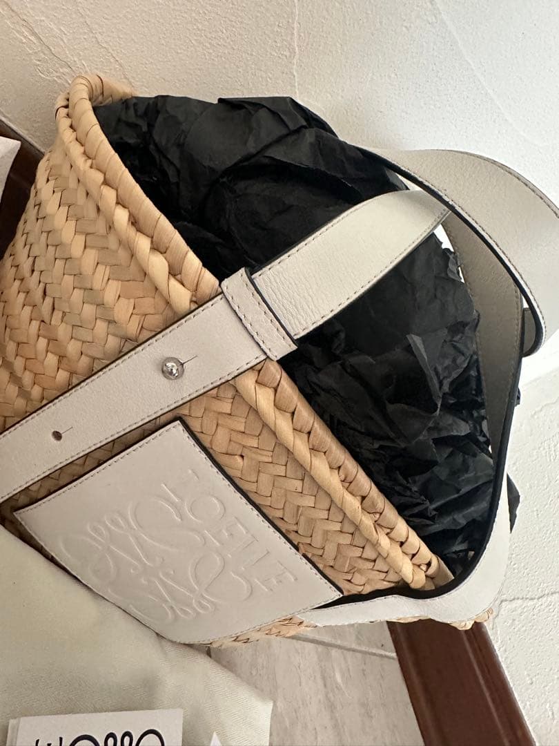 LOEWE かごバッグ ベージュ ホワイト