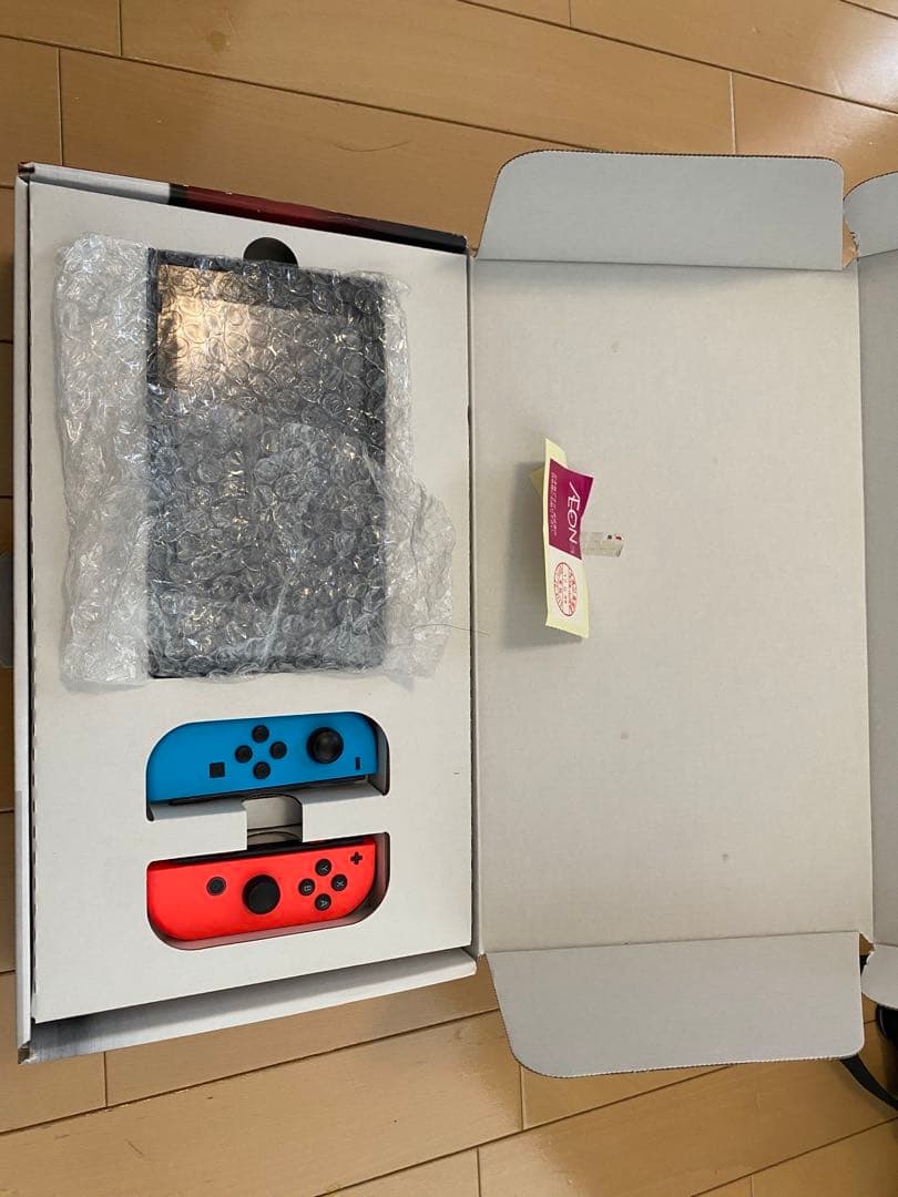 Nintendo Switch 本体　コントローラー　ケース付