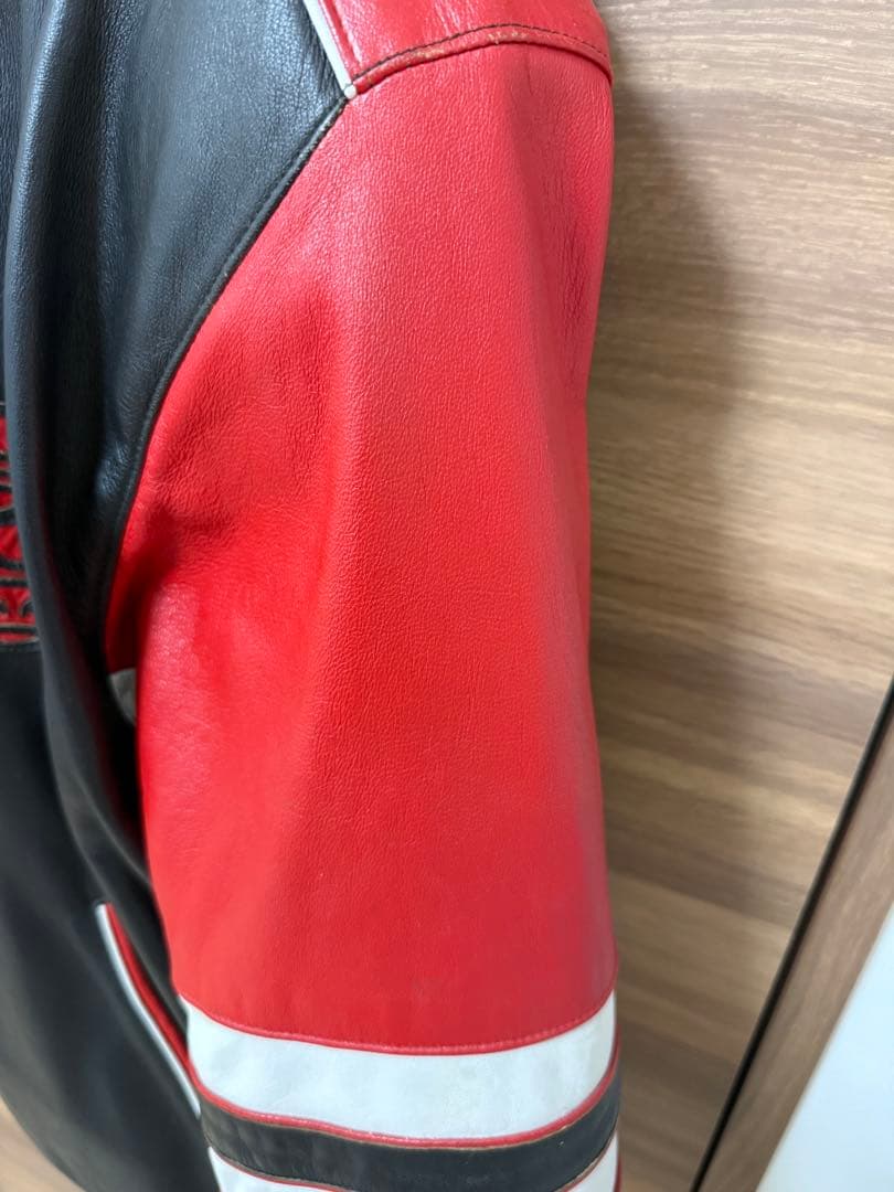 ジェフハミルトン シカゴブルズ レザー スタジャン リバーシブル 帽子セット M