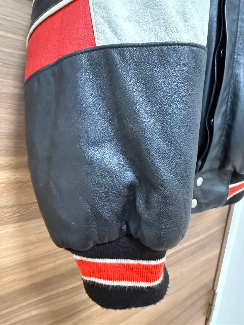 ジェフハミルトン シカゴブルズ レザー スタジャン リバーシブル 帽子セット M