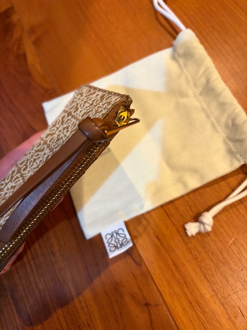 ロエベ LOEWE カードケース　財布　ケース