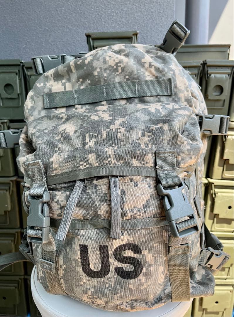 米軍放出品 未使用品 レア品MOLLE2アサルトパック リュック バックパック②