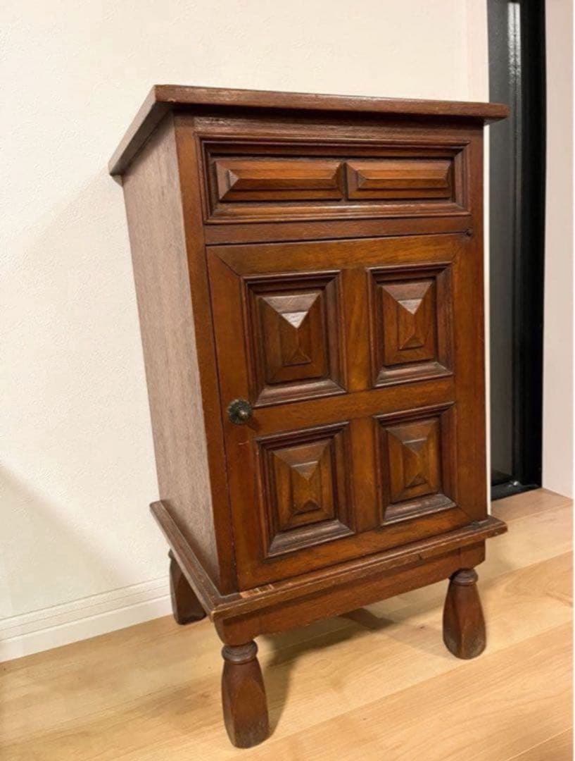 【期間限定価格】英国 ヴィンテージ家具　イギリス　キャビネット　チェスト　サイド