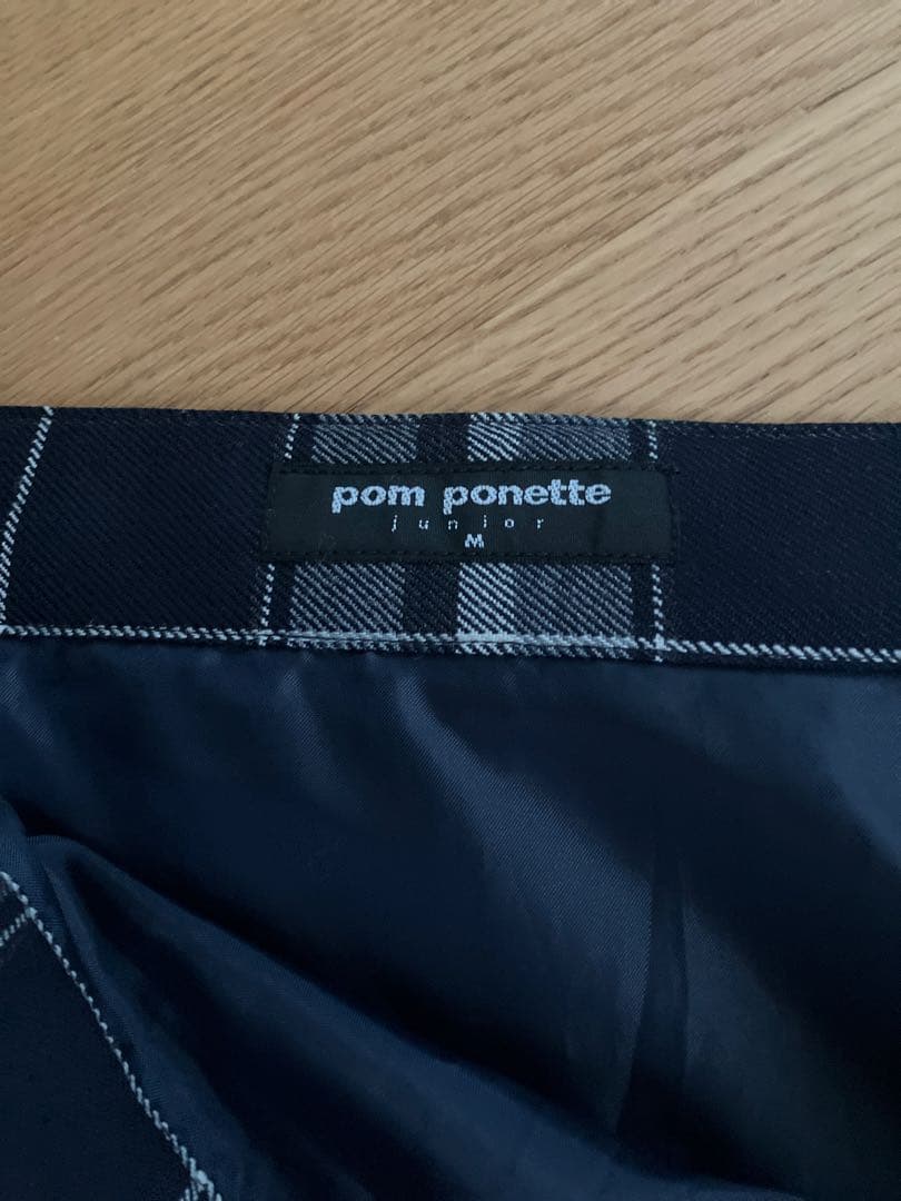 ⭐︎専用ポンポネットジュニア　M150 ウール100% 卒業式スーツ　カーディガン