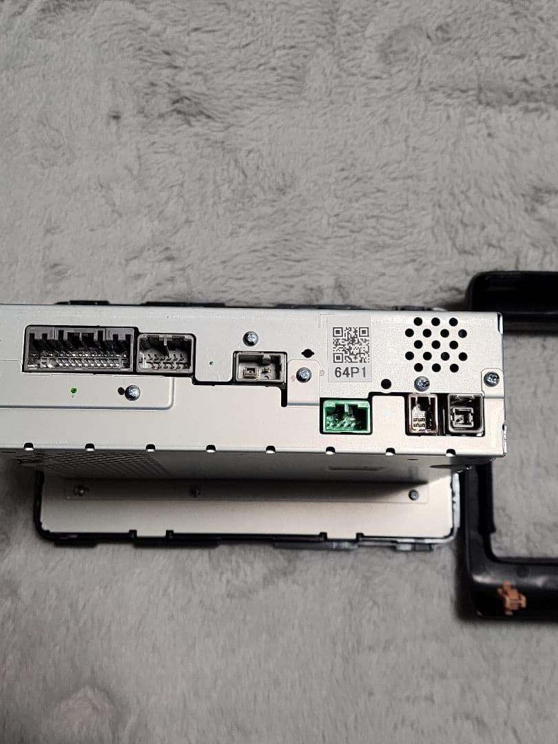 純正スズキ 17エブリイ 7インチ ディスプレイオーディオ フェイスパネル