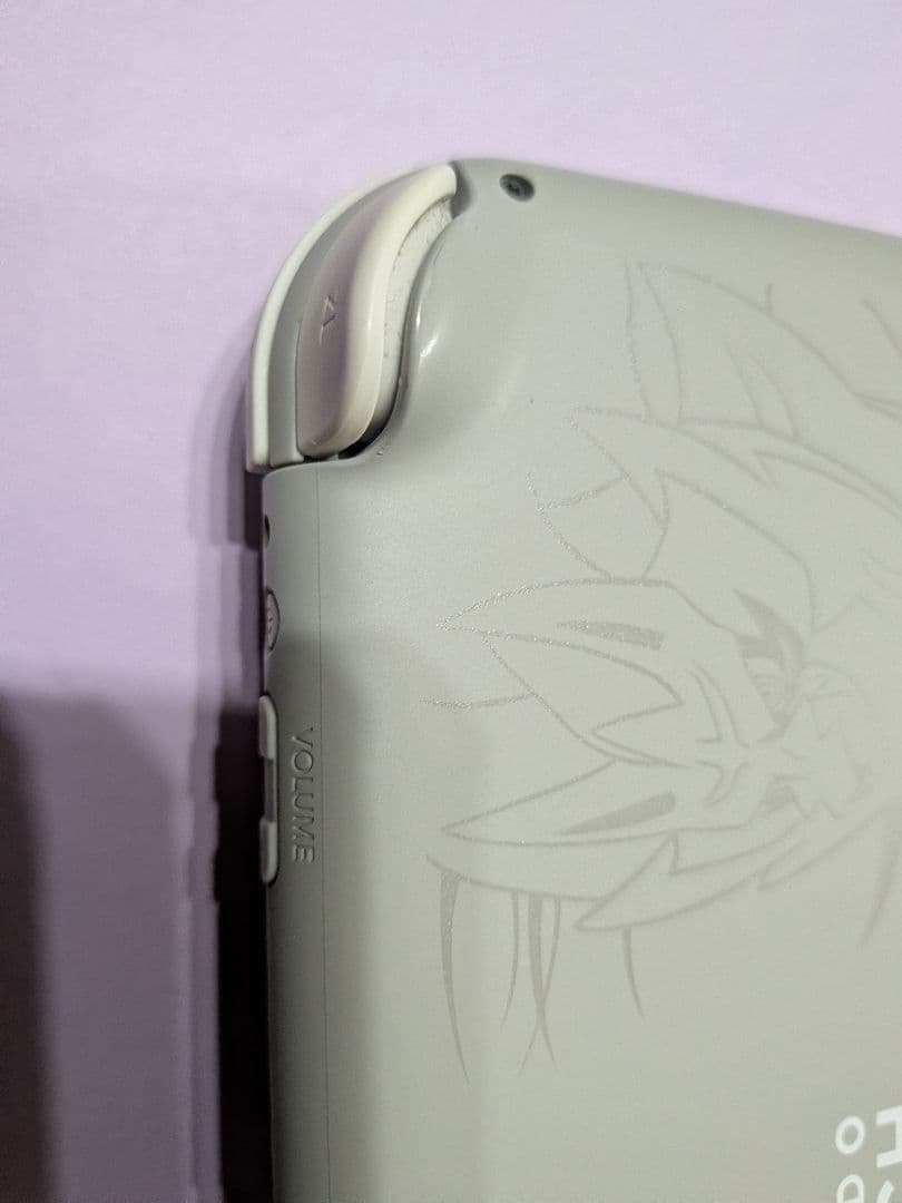 【本体のみ】Nintendo Switch Lite ザシアンマゼンタ