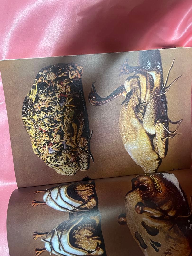 アート・デザイン・音楽 DALI LES DINERS DE GALA