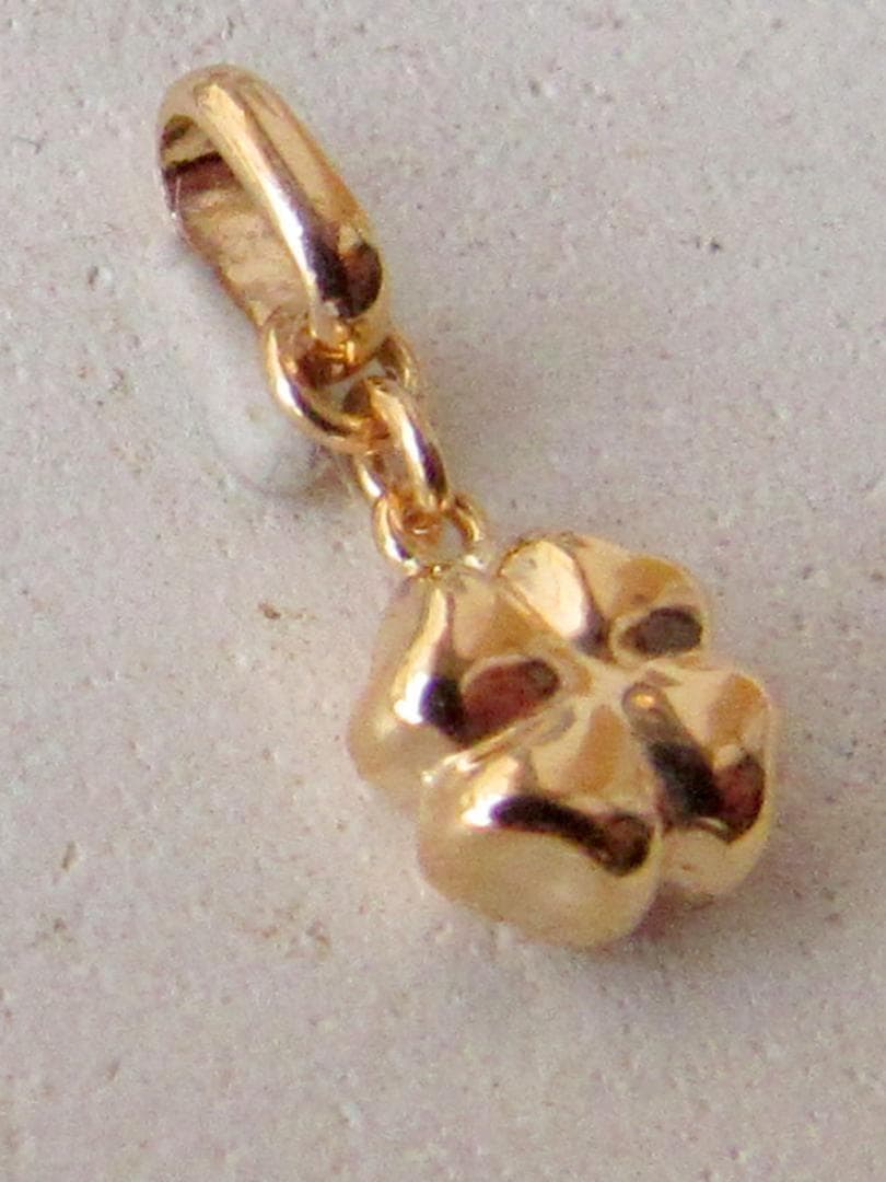 18K ネックレストップ クローバー ゴールド 四つ葉 刻印あり 純正 開運