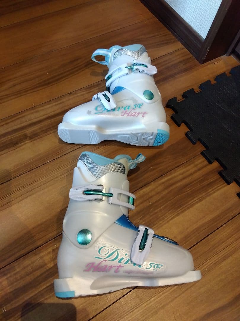 送料無料 PURE CONSCIOUS 子供用 スキーセット メンテ・WAX済✔