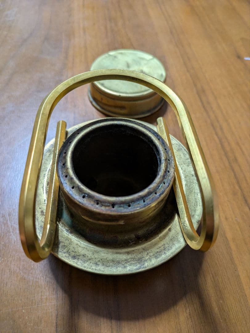 スウェーデン軍　アルコールストーブ　真鍮　五徳セット　軍幕　ブッシュクラフト