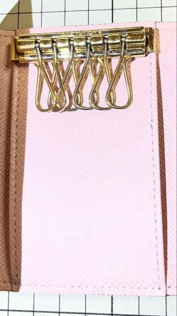 Louis Vuitton ミュルティクレ６ モノグラム イニシャルあり