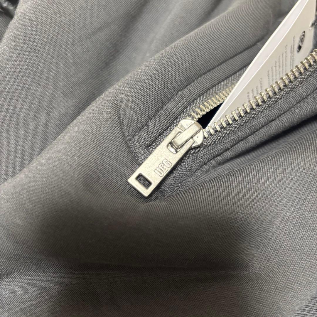 【激レア】タグ付き新品　UGGグレーハーフジップスウェットフリース 日本未発売✨