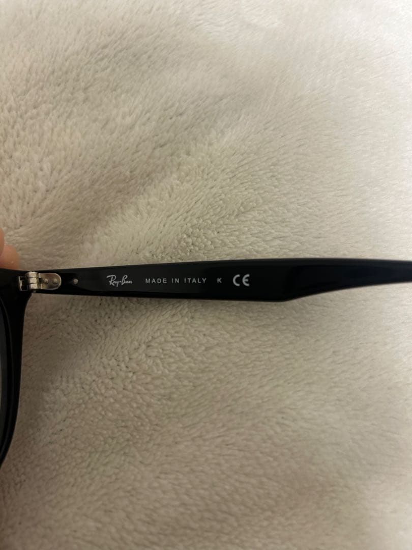 小物 Ray-Ban RB4258-F 601/19