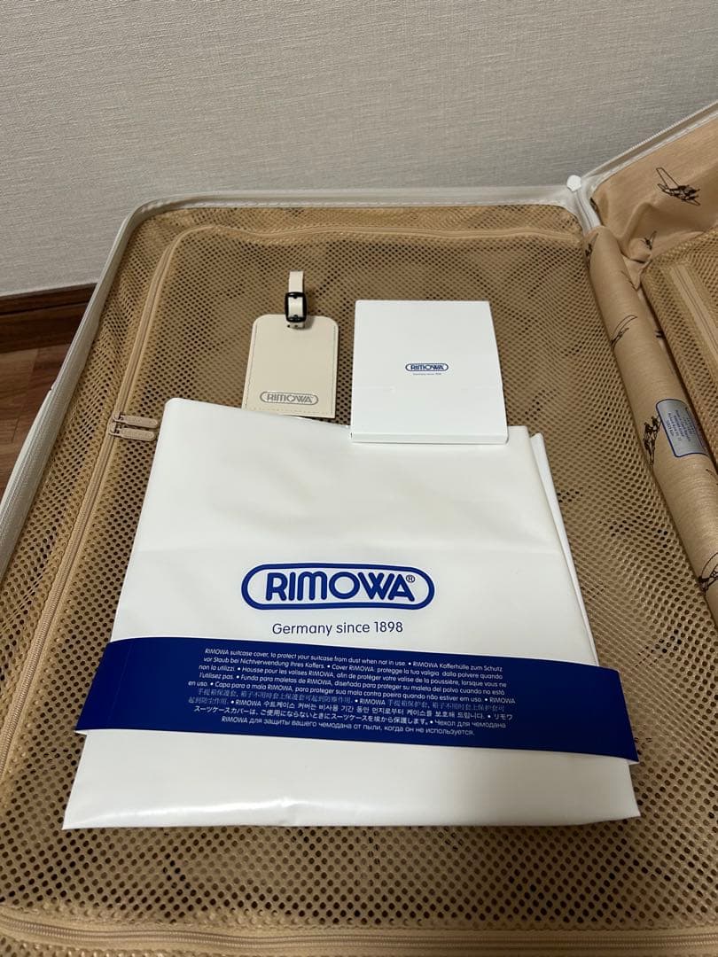 よ*こ様 未使用　リモワ　ユナイテッドアローズ別注　ECRU 58L