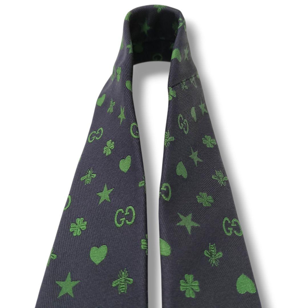 極美品　グッチ　ネクタイ　GG柄　ビー　ハート　クローバー　ジャガード　ネイビー