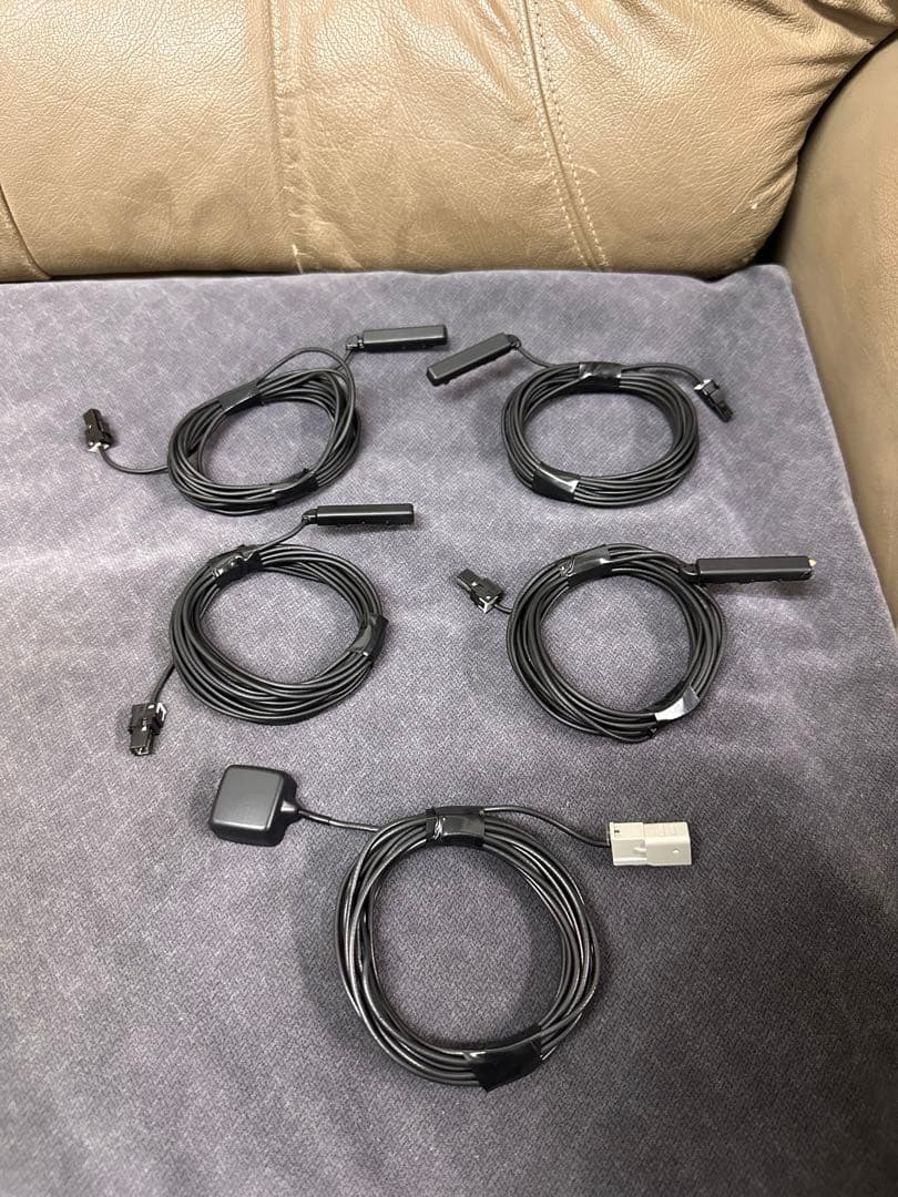 美品 Strada CN-HE01D カーナビ 地図2021年 ブルートゥース