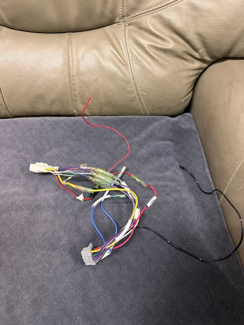 美品 Strada CN-HE01D カーナビ 地図2021年 ブルートゥース