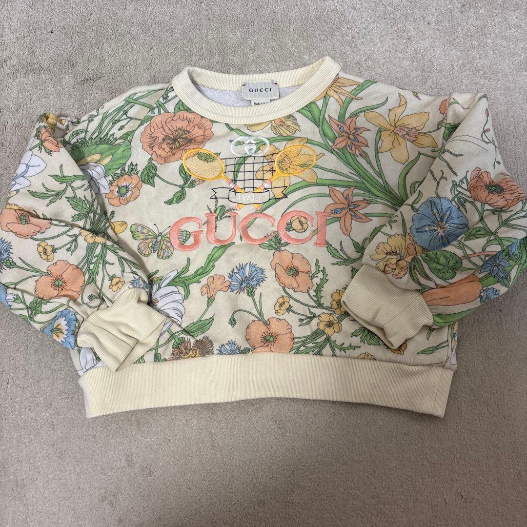 GUCCI フラワープリント トレーナー　6才サイズ