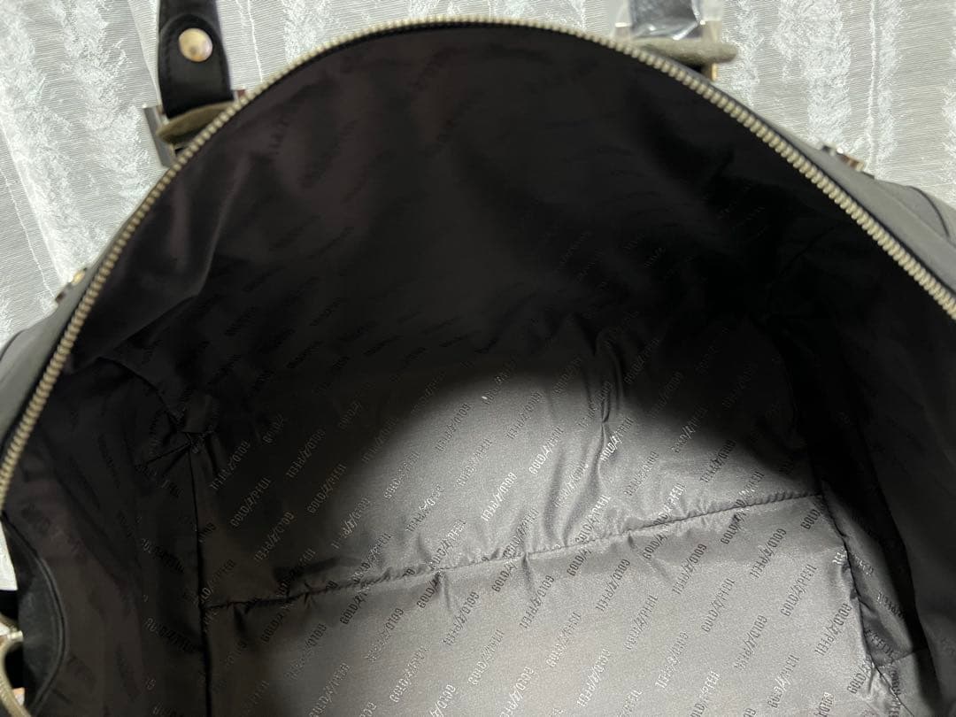 メルセデスベンツ　ゴールドファイル　非売品　限定商品　ボストンバッグ