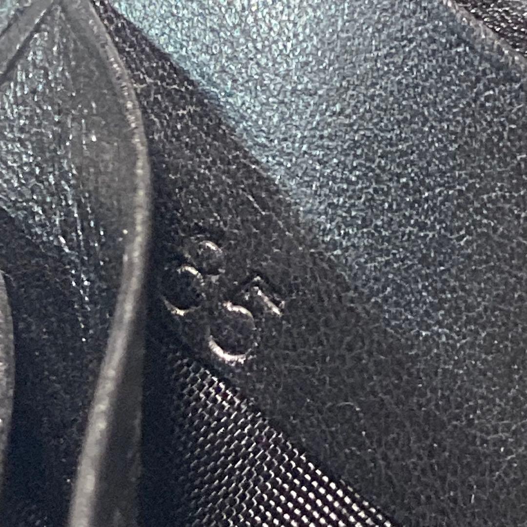 早い者勝ち　美品　PRADA プラダ　二つ折り　財布　黒　お札入れ　小銭入れ