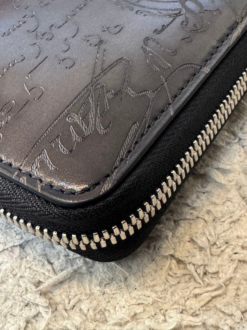 Berluti ベルルッティ　イタウバ　スクエア　財布　ラウンドジップ
