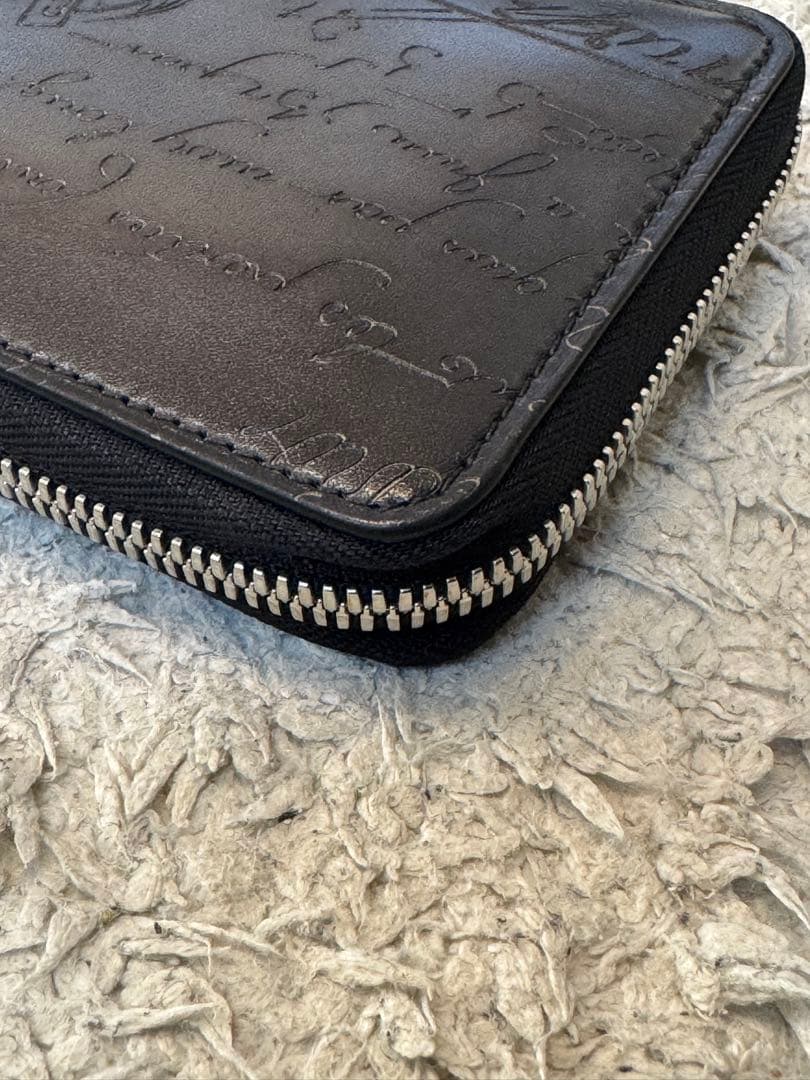 Berluti ベルルッティ　イタウバ　スクエア　財布　ラウンドジップ