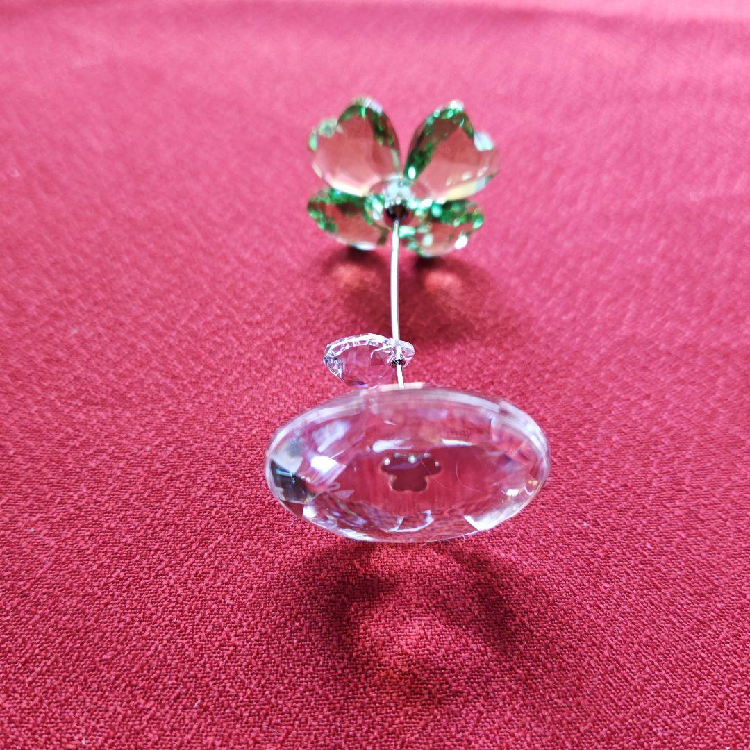 スワロフスキー クリスタル幸運を運ぶ四つ葉のクローバーの置物 新品未使用 化粧箱