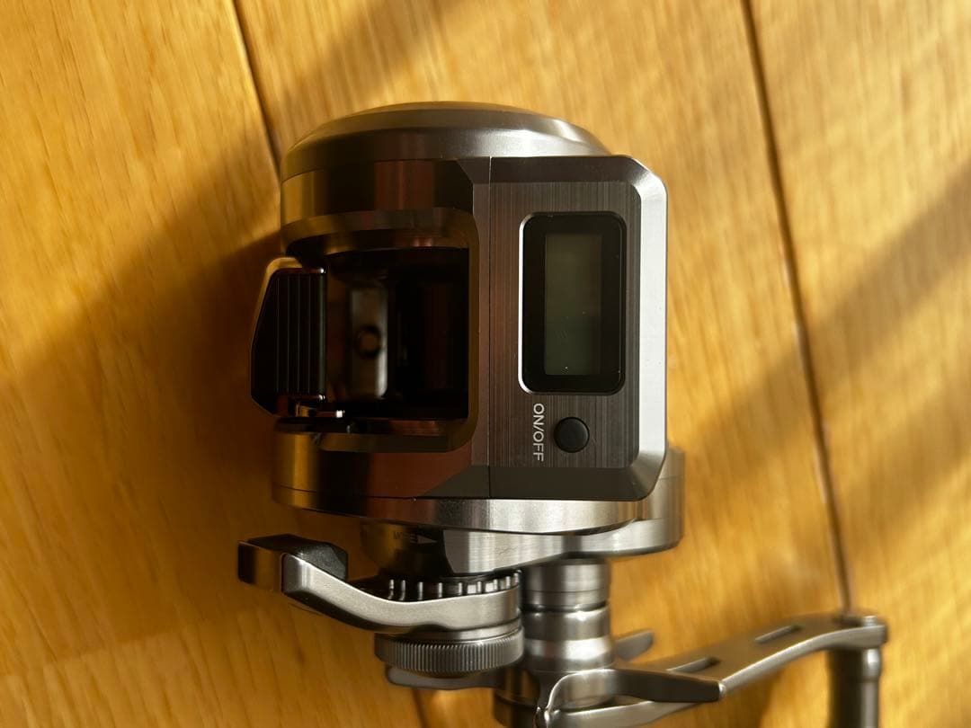 超美品　シマノ　25オシアコンクエストCT 200HG