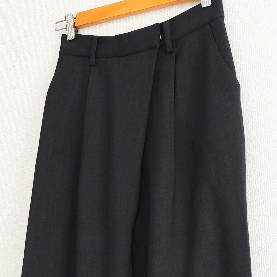 美品 SOEJU ウールライク タックパンツ ダークグレー S ソージュ