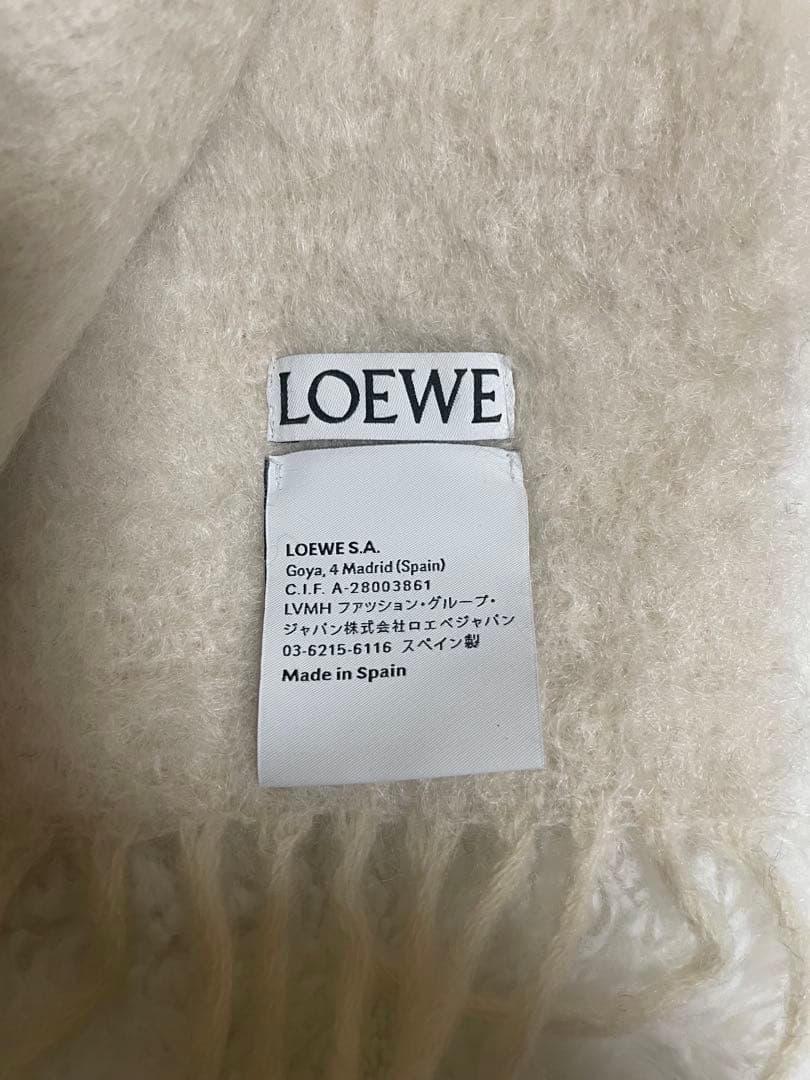 ロエベマフラー