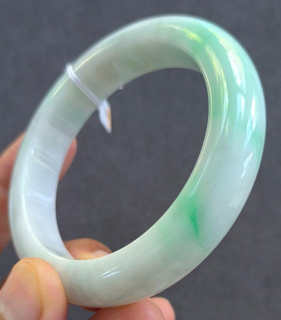 あーきゃん【鑑別書付:种老:完美】本翡翠のバングル（内径59.5ミリ）