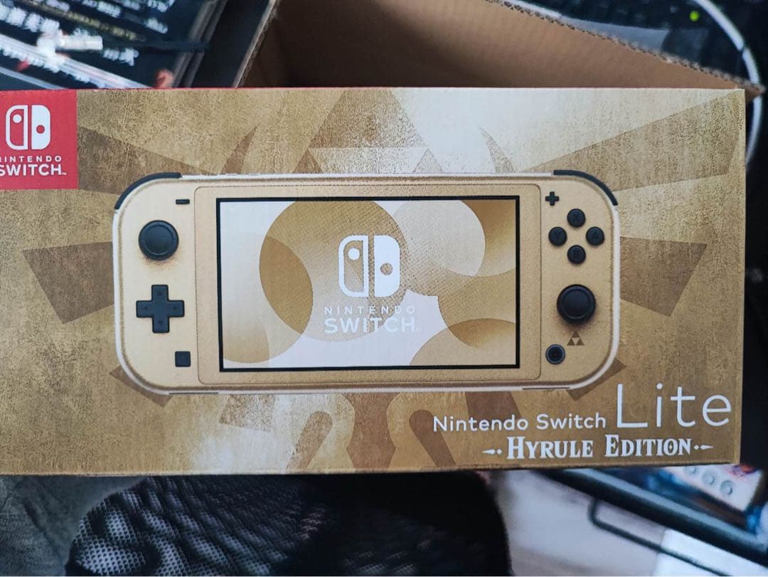 Switch Liteハイラルエディション＆ゼルダの伝説 知恵のかりもの セット