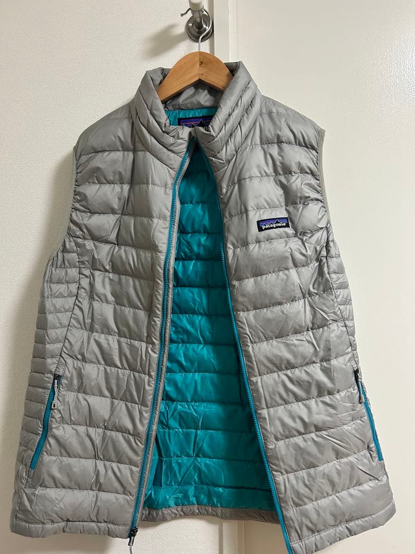 Patagonia グレー ダウンベスト　XL レディース