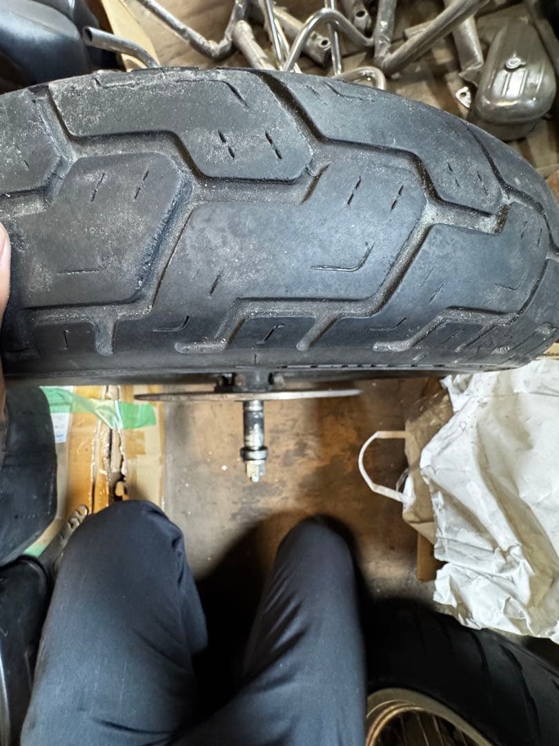 ハーレー　16インチリアホイール　アクスルシャフト付き