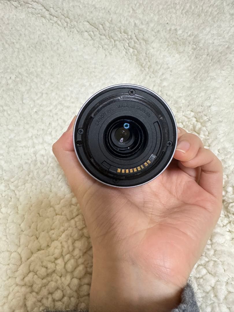 キヤノン EF-M 55-200mm F4.5-6.3 IS STMズームレンズ