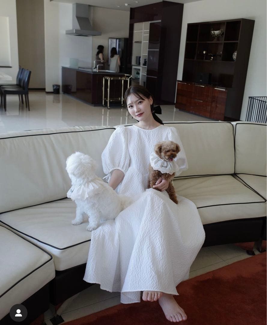 ワンピース Acka. back open volume one-piece