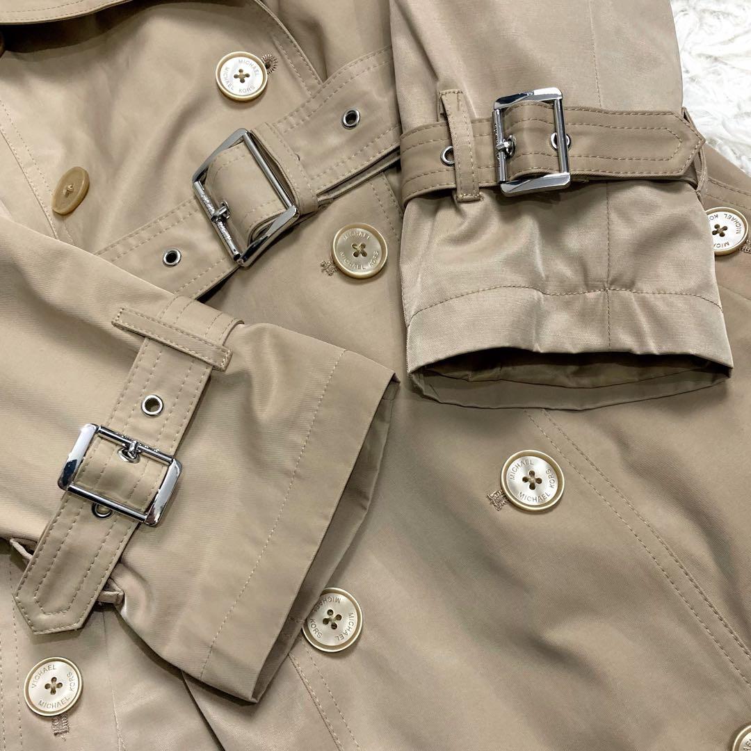 ごんちゃん 未使用品 マイケルコース フード付きトレンチコート ロゴボタン