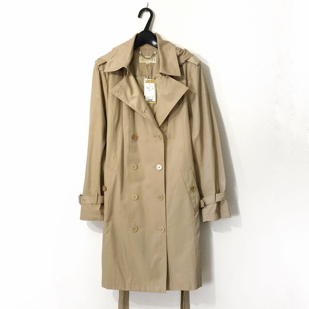 ごんちゃん 未使用品 マイケルコース フード付きトレンチコート ロゴボタン