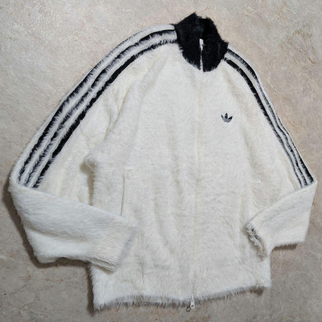 未使用級⭐完売品 adidasフェイクモヘアトラックジャケット 白黒M 試着のみ