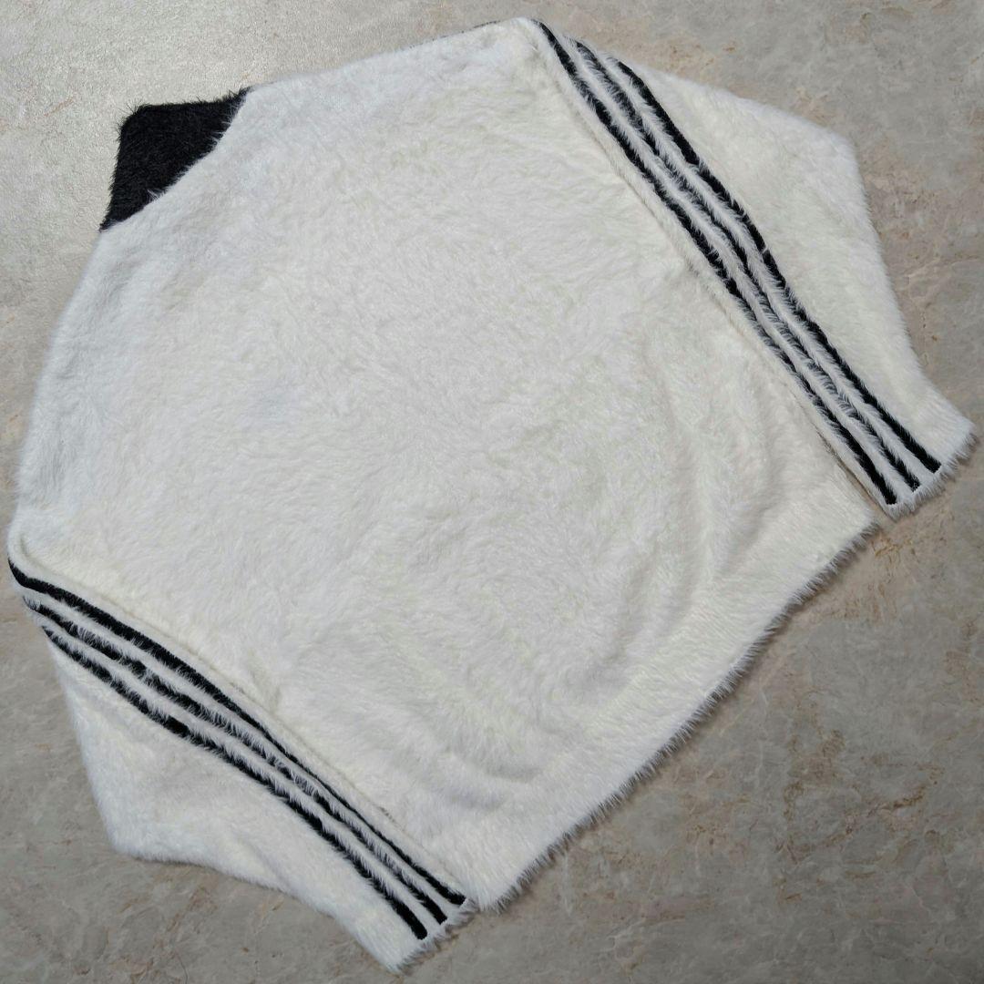 未使用級⭐完売品 adidasフェイクモヘアトラックジャケット 白黒M 試着のみ