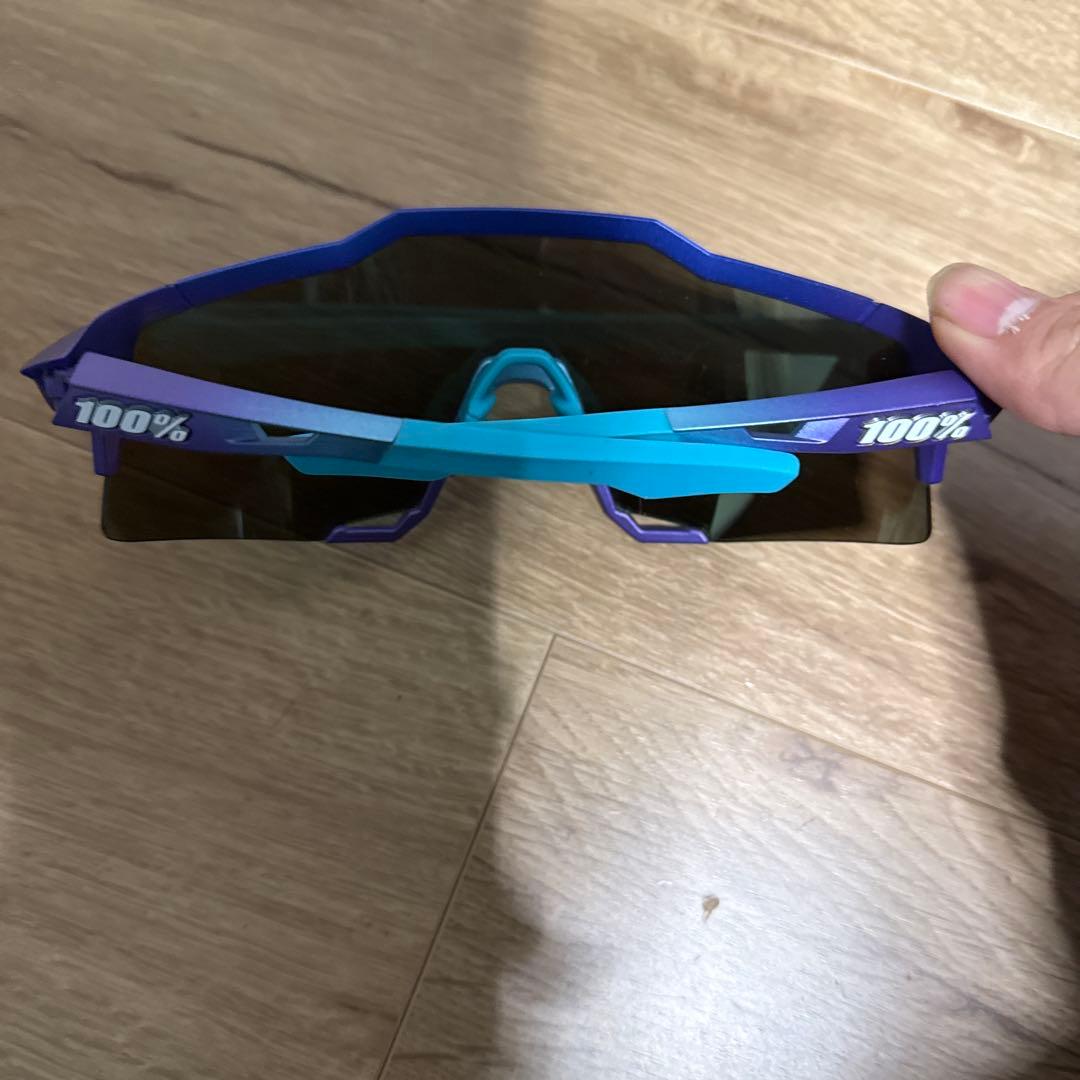 100% スポーツサングラス 紫/青