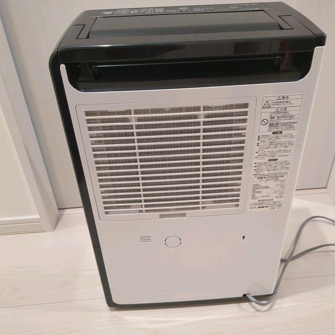【美品】コロナ 衣類乾燥除湿機 CD-H18A