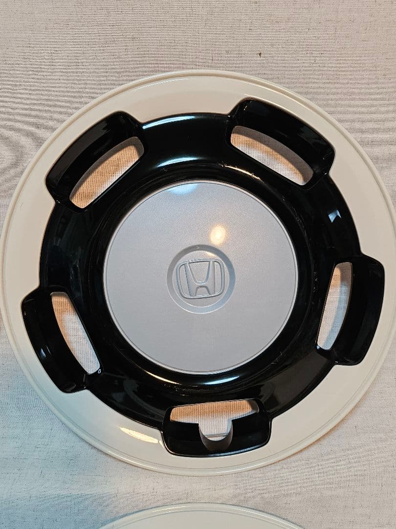 ホンダNBOX純正ホイールカバー
