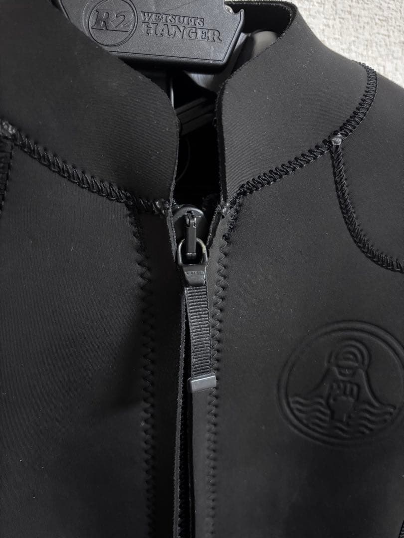 Patagonia Mサイズ Yulex製 フロントジッパー タッパー ブラック