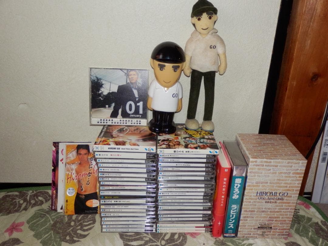 ★郷ひろみ セット❤️大量★人形★貯金箱★DVD★CD★サイン本★ビデオ