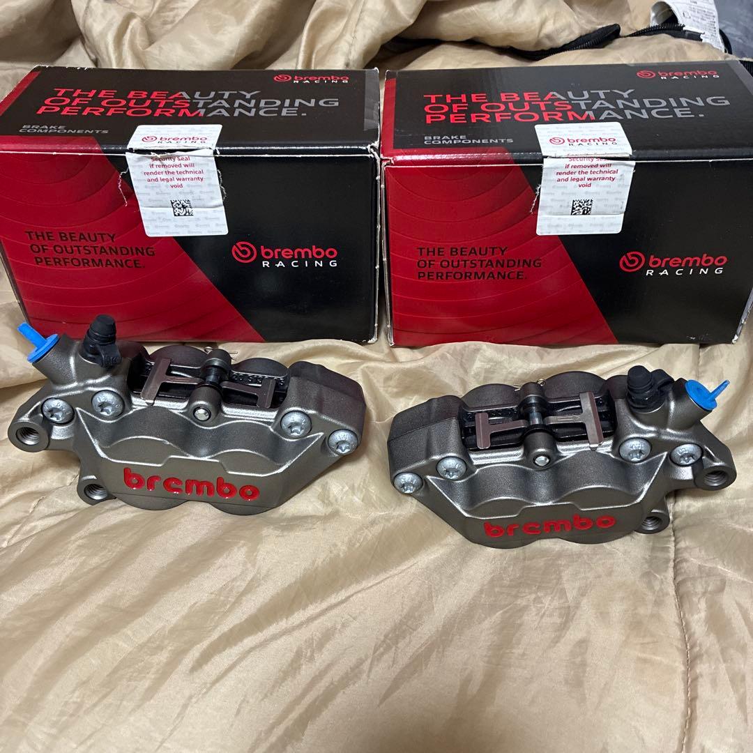 ブレンボ　キャリパー　40mm チタンカラー