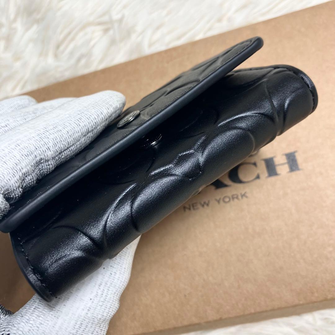 未使用品 COACH エンボス シグネチャー キーケース レザーブラック