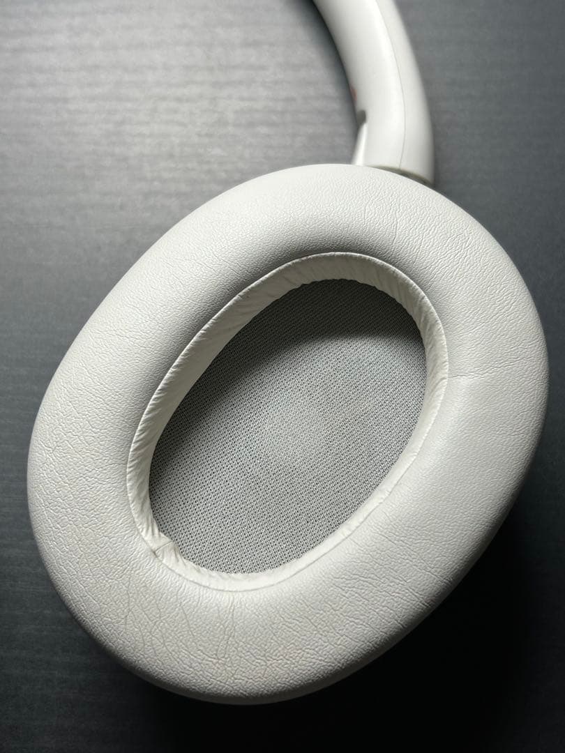 ソニー　SONY ULTWEAR WH-ULT900N オフホワイト