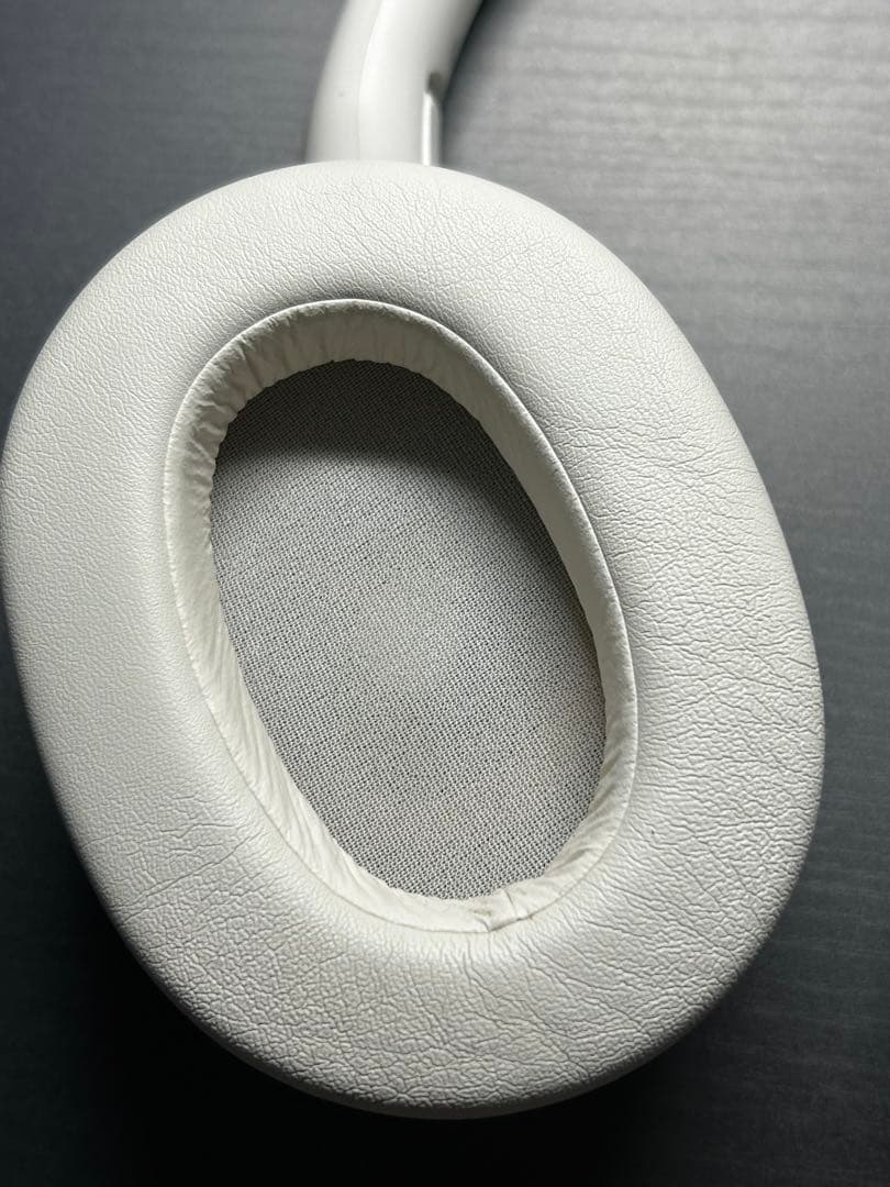 ソニー　SONY ULTWEAR WH-ULT900N オフホワイト