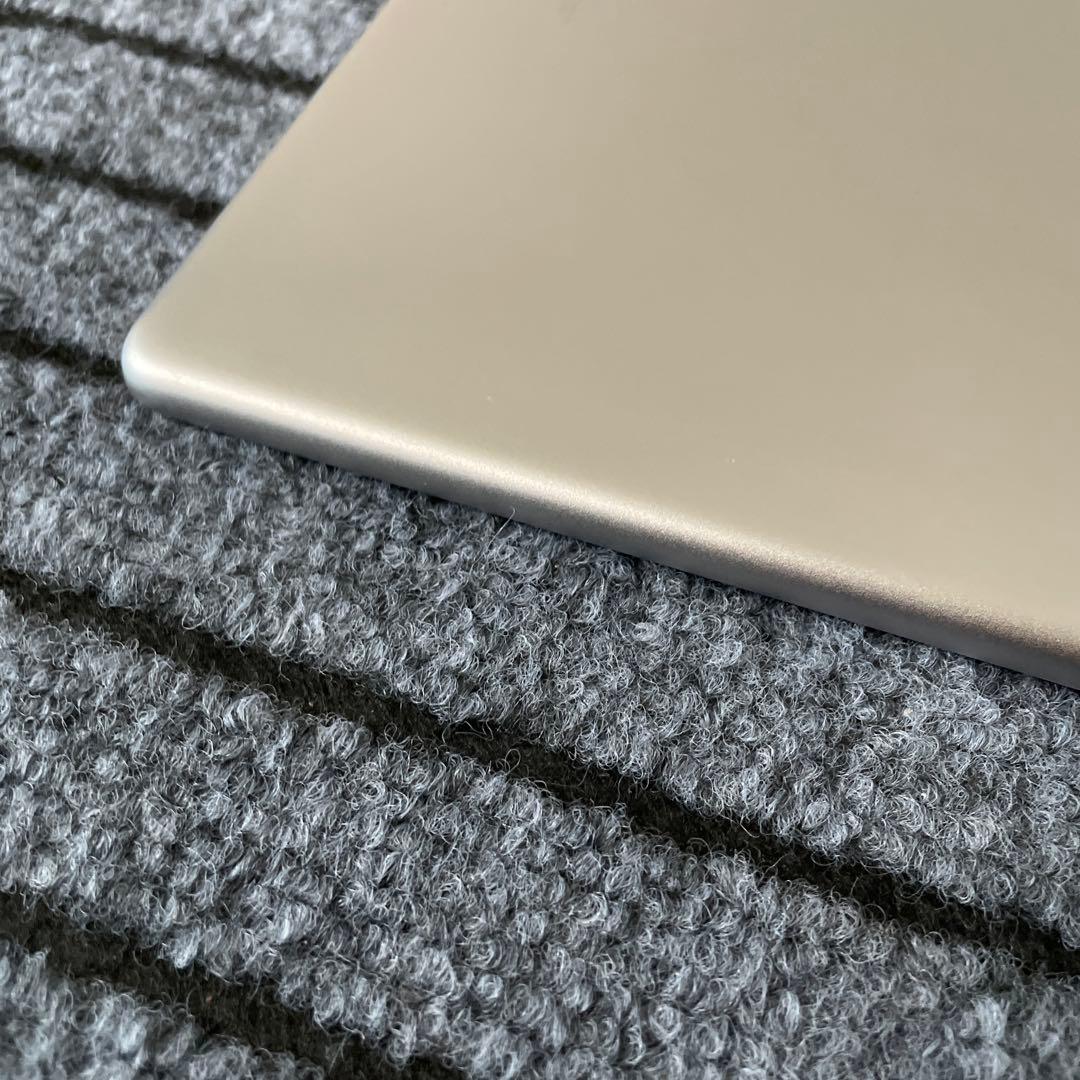 139 iPad Pro 12.9 2世代 64GB SIMフリー グレイ